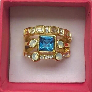 Set of 3 Baby Blue Sapphire 18k Gold Rings